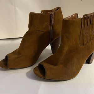 Open toe heel